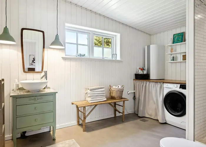 Family With Sauna And Fjord View 別荘 ボルコップ