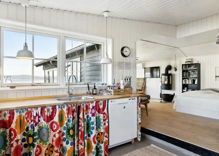 Family With Sauna And Fjord View *
